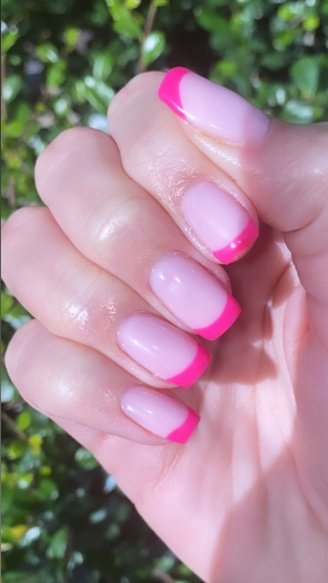 TIPS IN NEON PINK